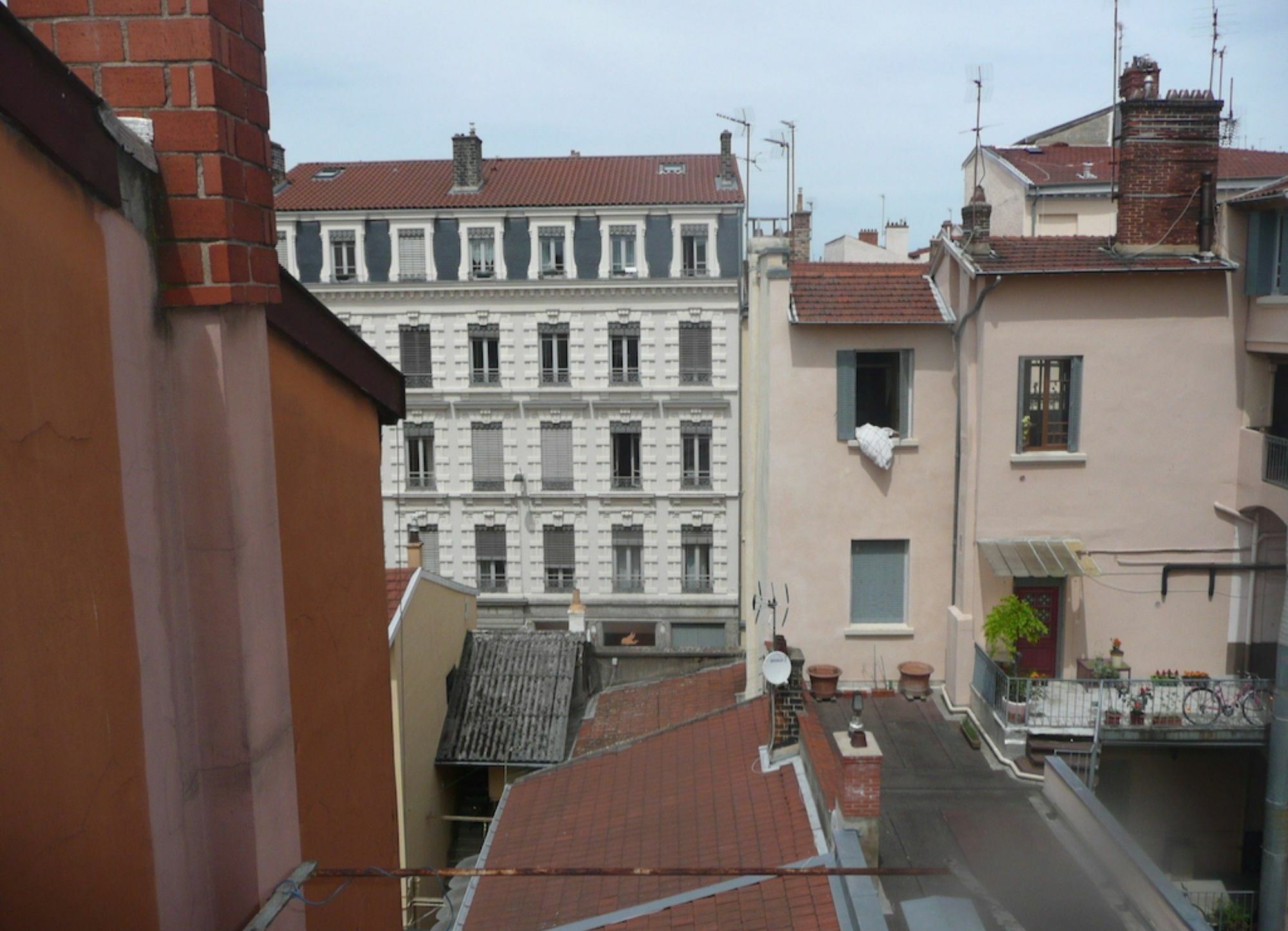 Studio Ivry Лион Экстерьер фото